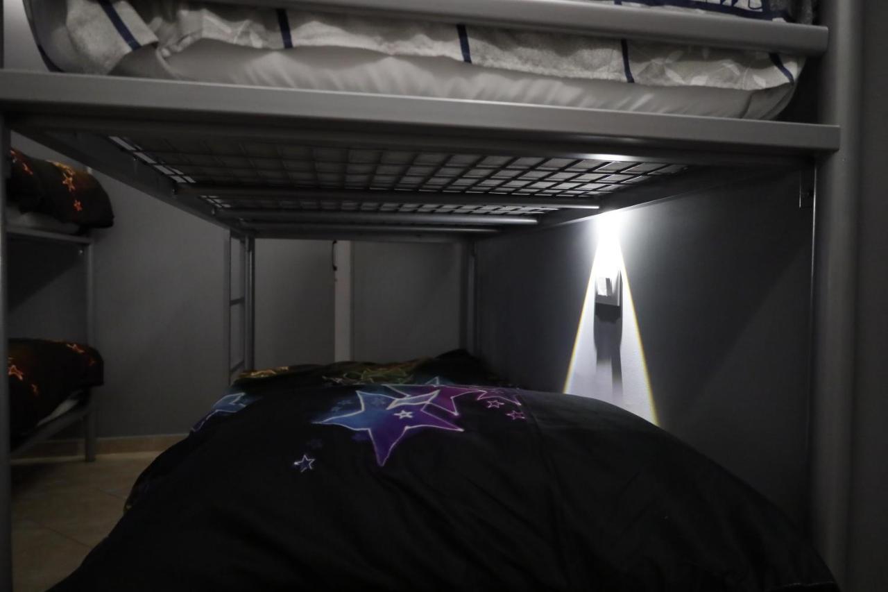 Sonche Hostel Tiranë Eksteriør bilde