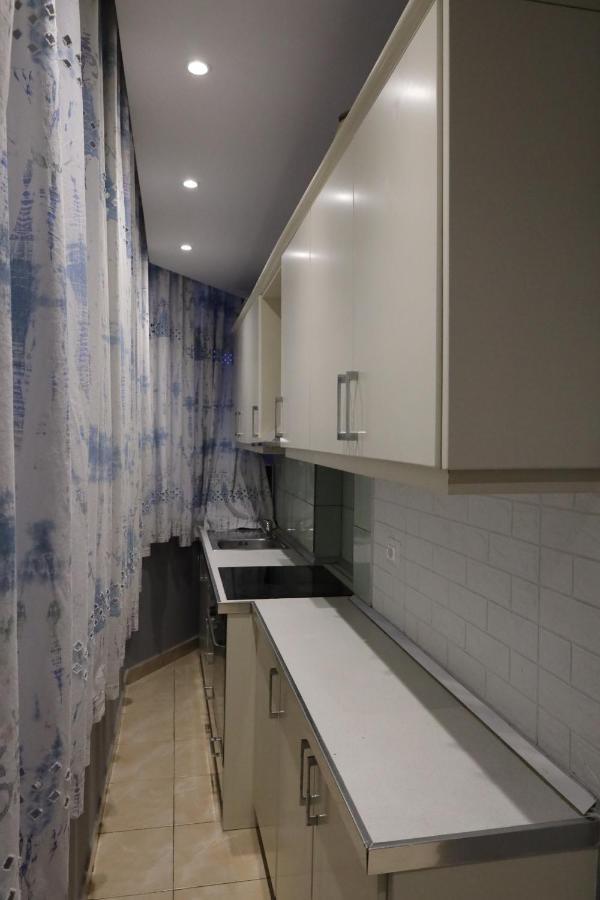 Sonche Hostel Tiranë Eksteriør bilde