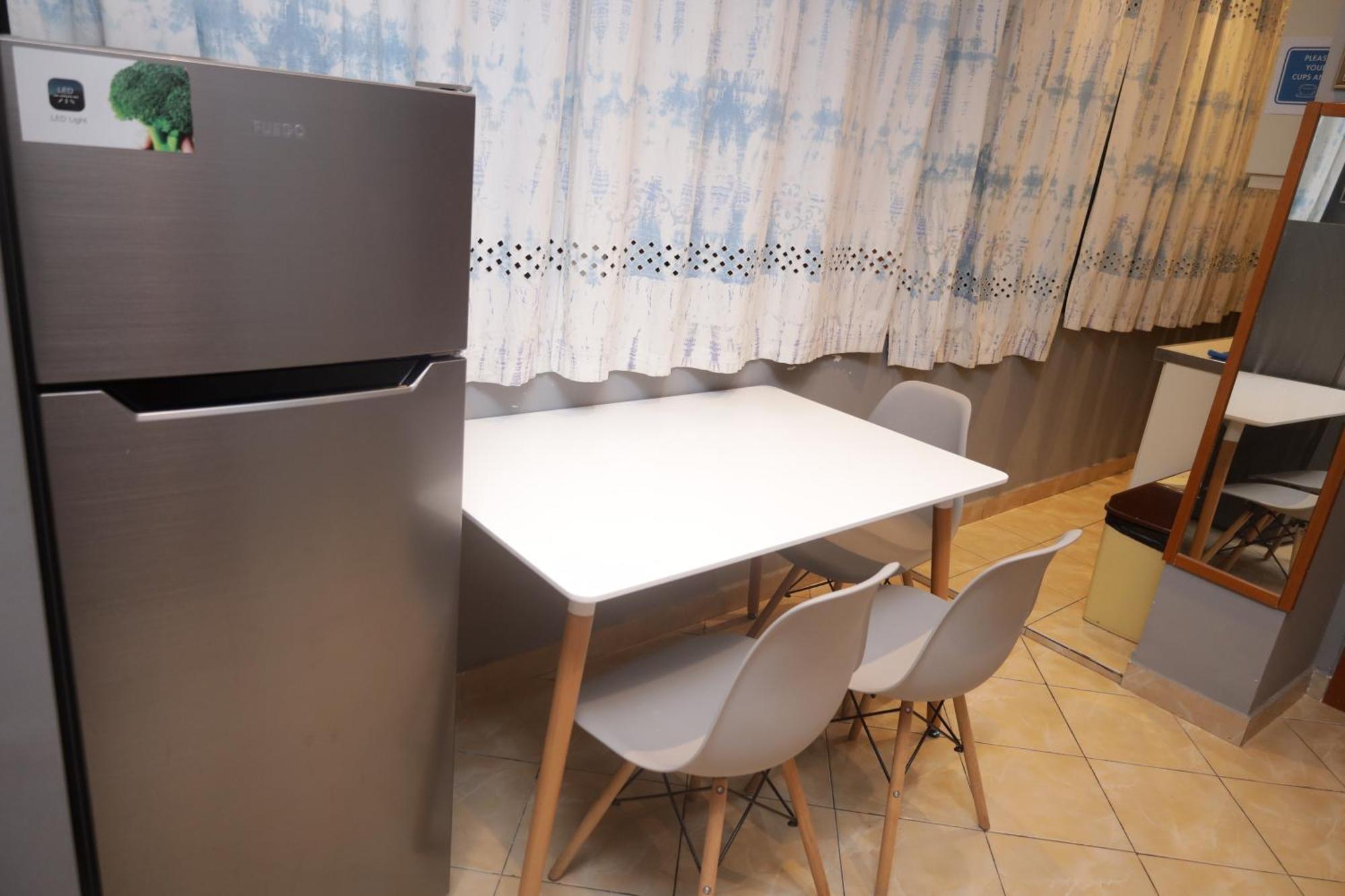 Sonche Hostel Tiranë Eksteriør bilde